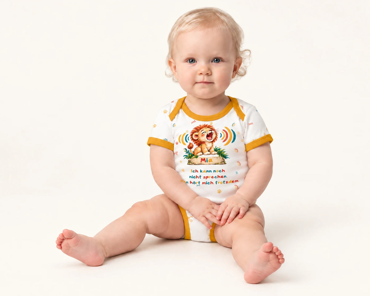 Löwenstimme · Baby allein in der Vorderansicht mit Beispielname Mia