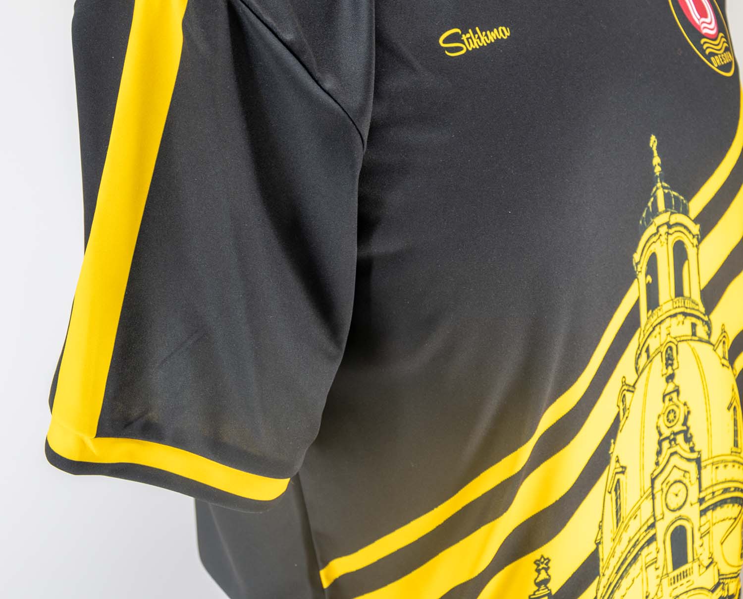 Dresden Fan-Trikot Damen 26/27 Auswärts inkl. Name und Nummer (Druck)