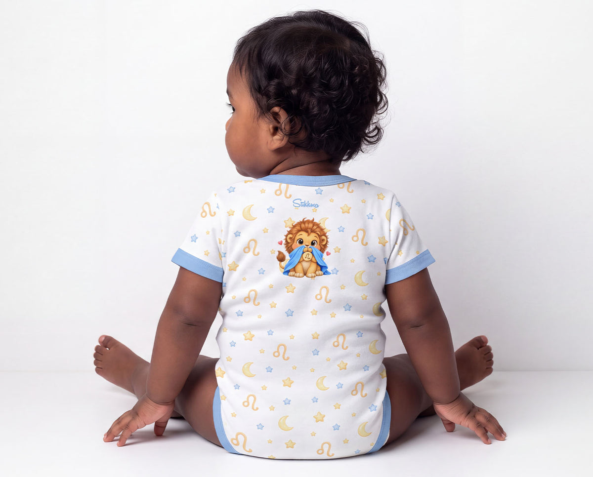 Löwe Baby Body Jungen mit Sternzeichenmotiv inkl. Name (Druck)