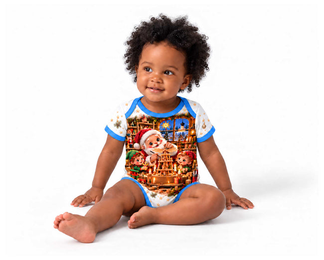 Weihnachtsmann an der Pyramide im Erzgebirgsdorf Weihnachts Baby Body inkl. Name (Druck)
