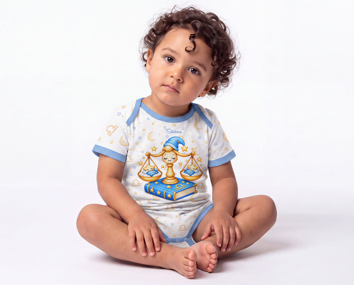 Waage Baby Body Jungen mit Sternzeichenmotiv inkl. Name (Druck)
