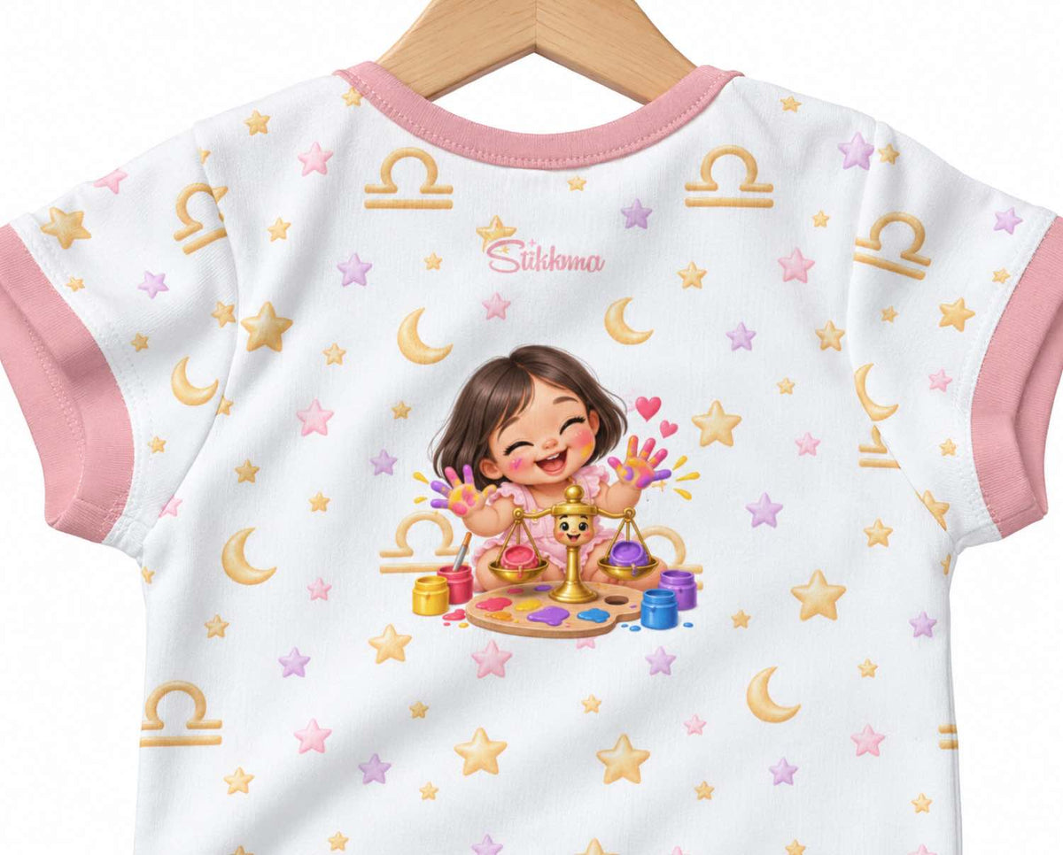 Waage Baby Body Mädchen mit Kindermotiv inkl. Name (Druck)