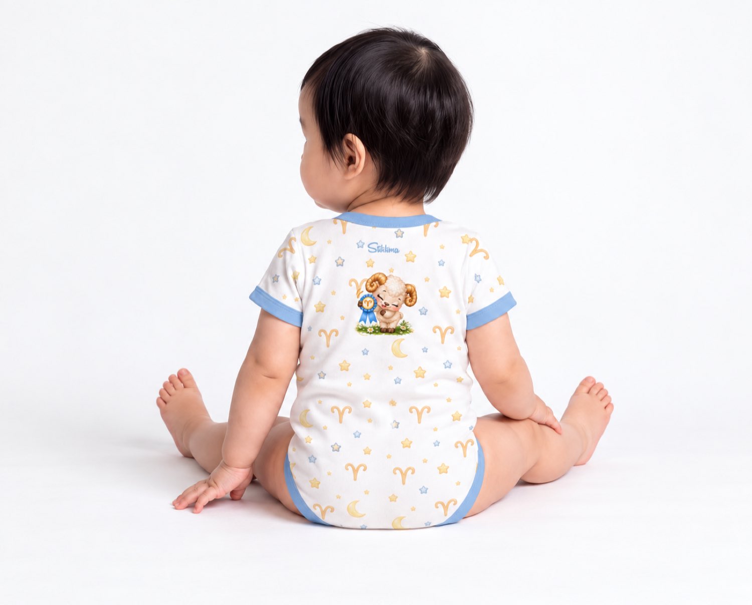 Widder Baby Body Jungen mit Sternzeichenmotiv inkl. Name (Druck)
