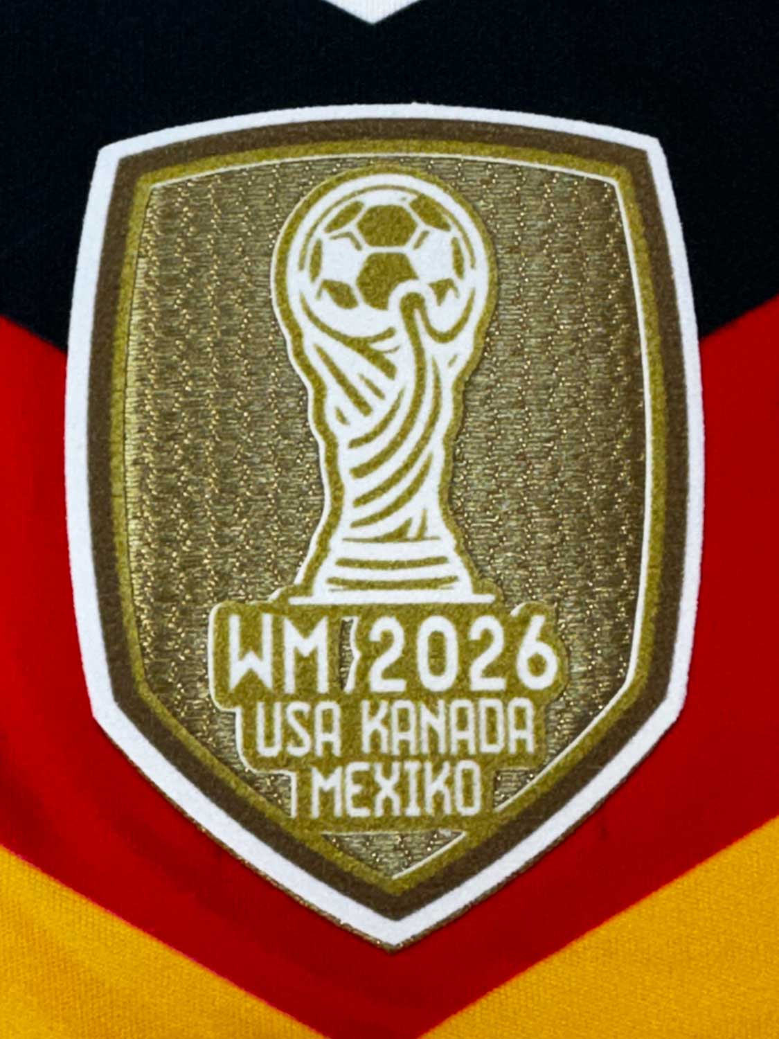 Deutschland WM 2026 Fan-Trikot "90 14" inkl. Name und Nummer (Druck)