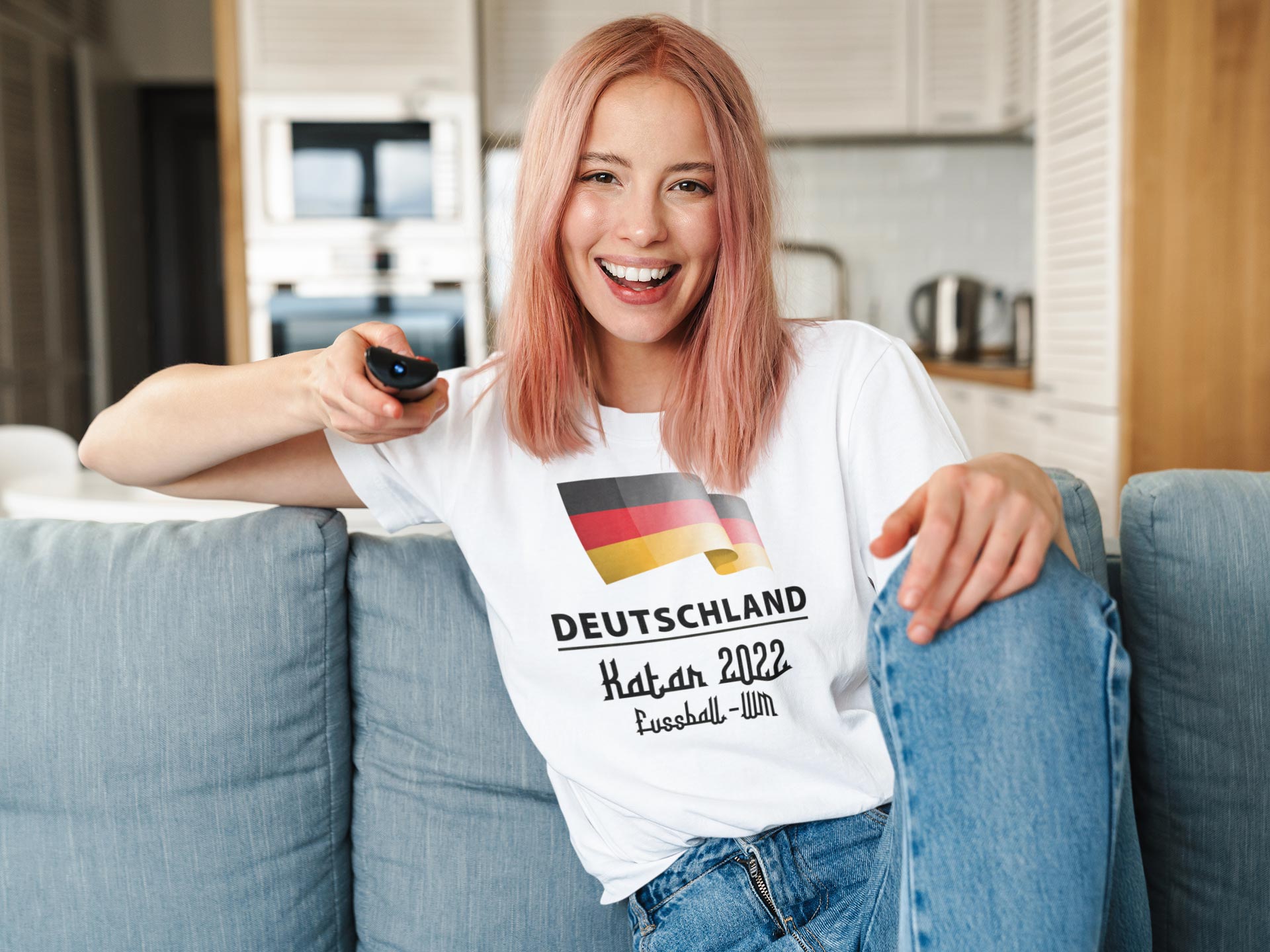 WM-Shirt-Deutschland-Frau-TV